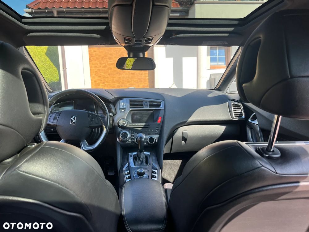 Citroën DS5 1.6 THP SoChic - 14
