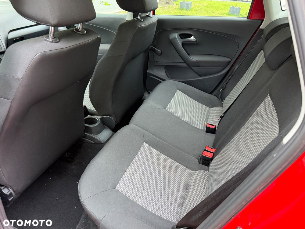 Volkswagen Polo - 11