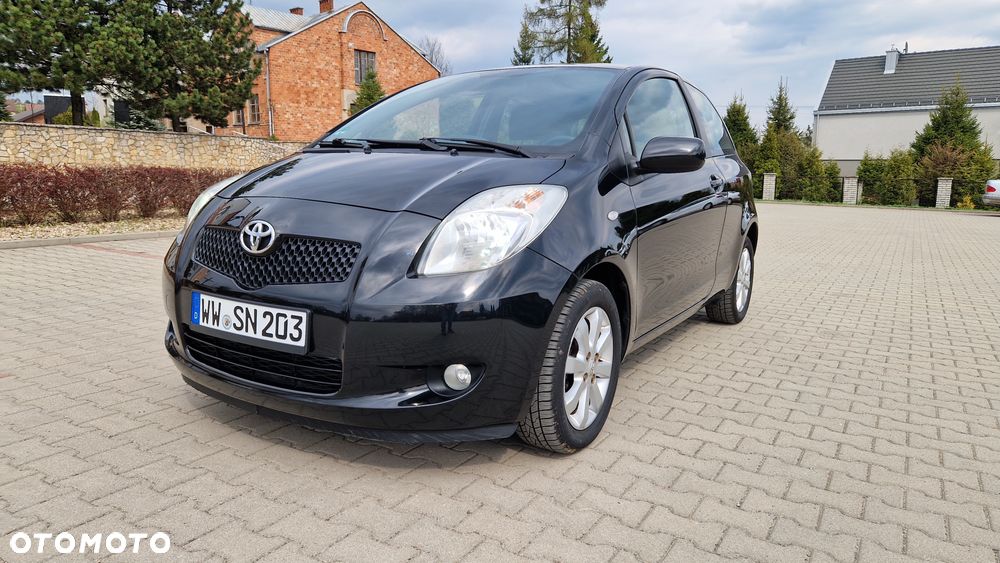 Toyota Yaris 1.0 VVT-i Luna - 29