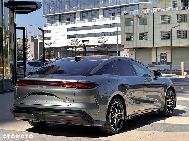 BYD Han L - 5