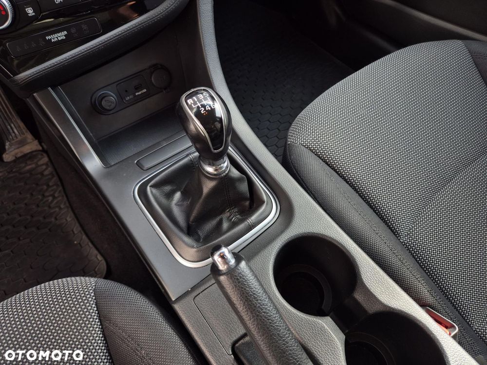Kia Optima 1.7 CRDi M - 16