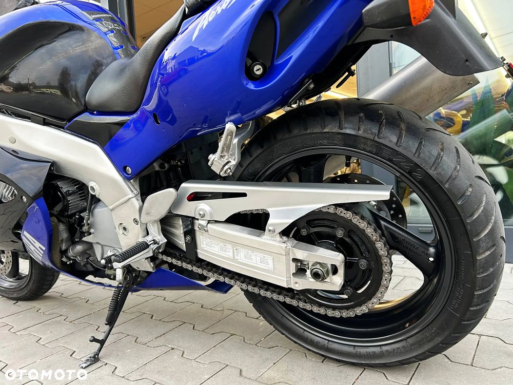 Yamaha Thunderace - 9