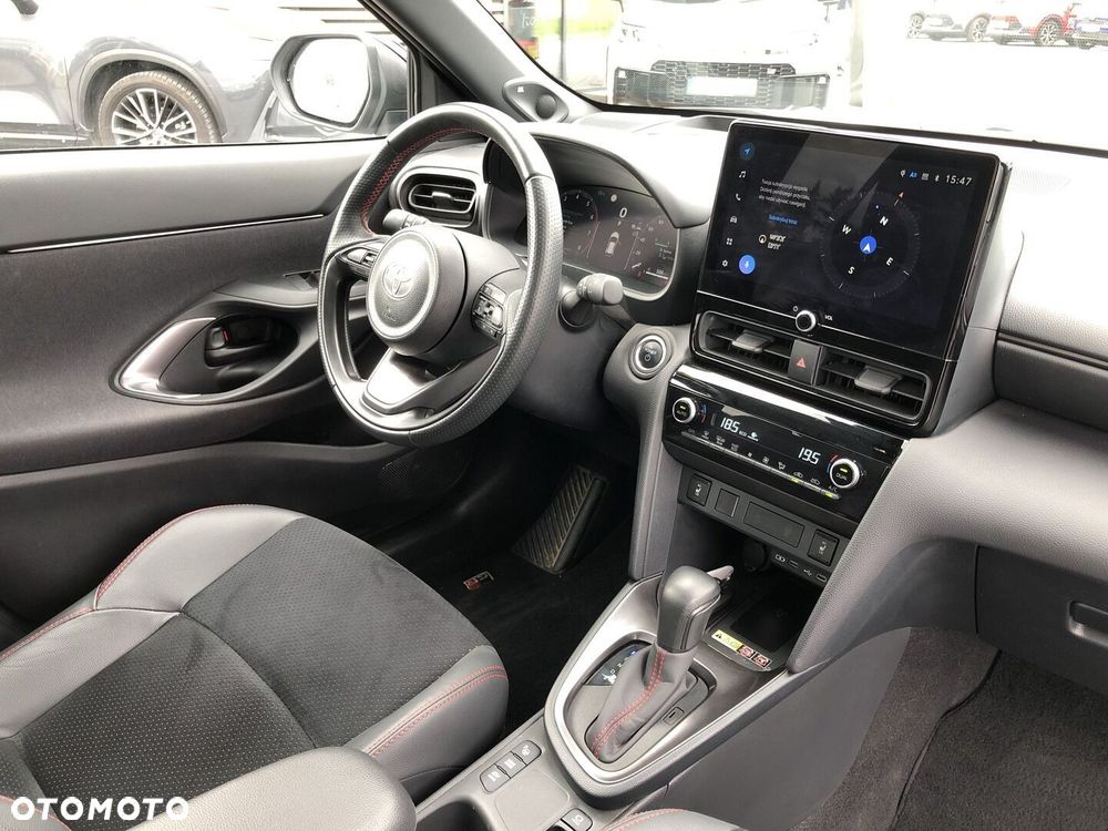 Toyota Yaris Cross Hybrid 1.5 GR Sport - 25
