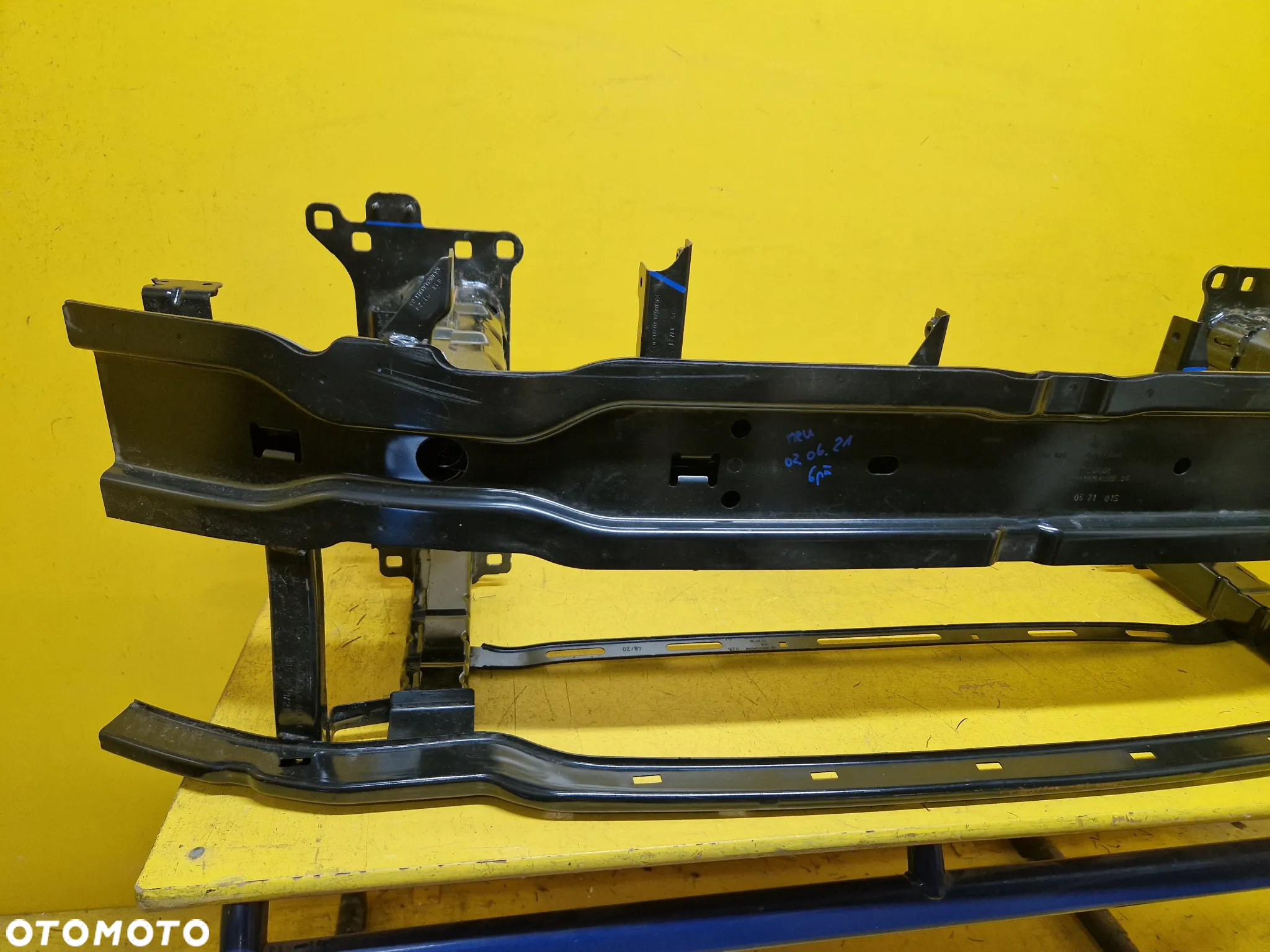 VW MULTIVAN T7 BELKA ZDERZAKA PRZOD 1T3807611 - 2