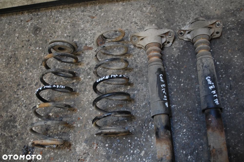 AMORTYZATORY TYŁ TYLNE + SPRĘŻYNY VW GOLF V 1.9 TDI JETTA AUDI A3 8P 2.0 FSI SACHS 1.6 FSI - 2