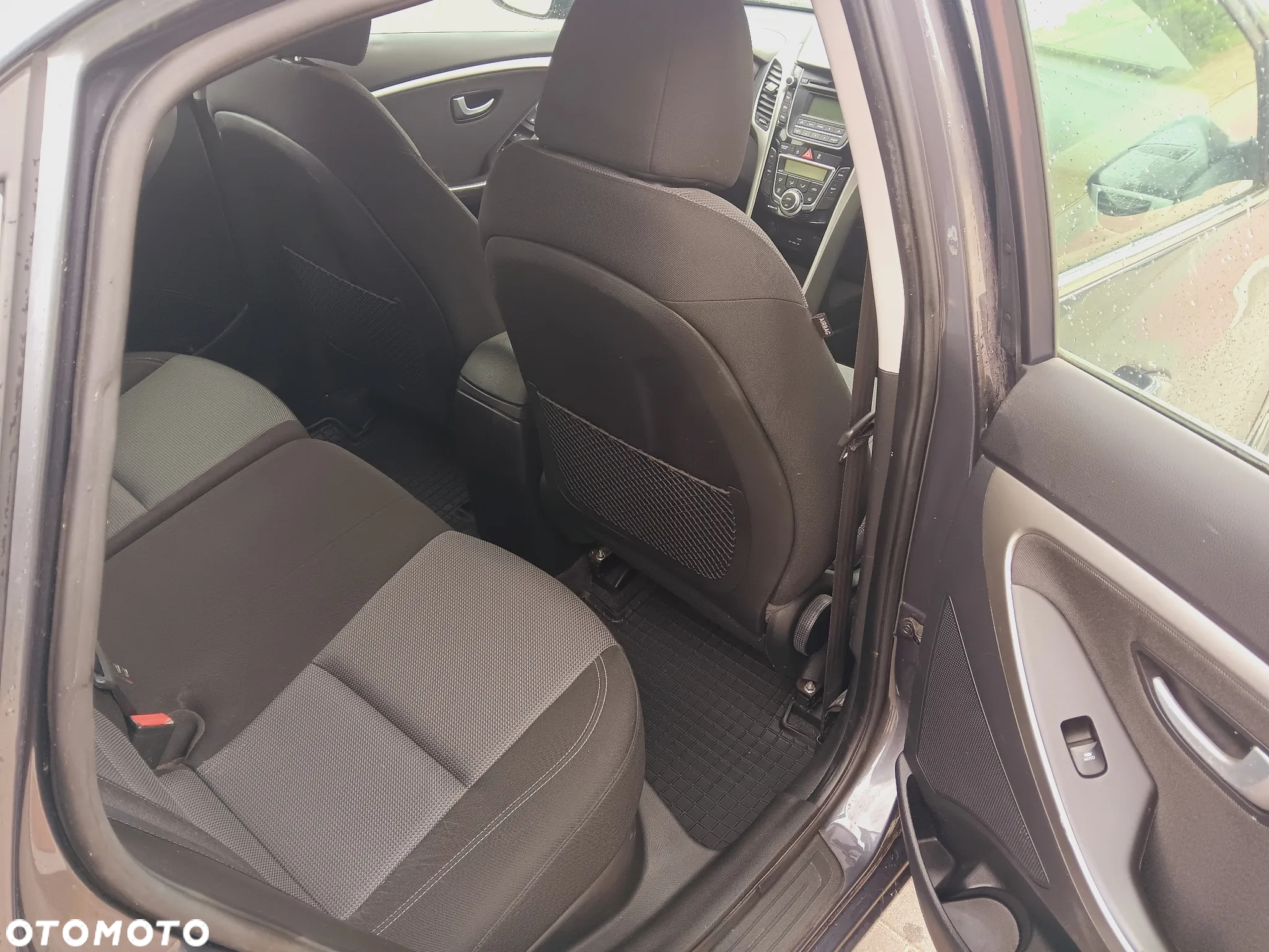Hyundai i30 1.6 CRDi BlueDrive Comfort - 10