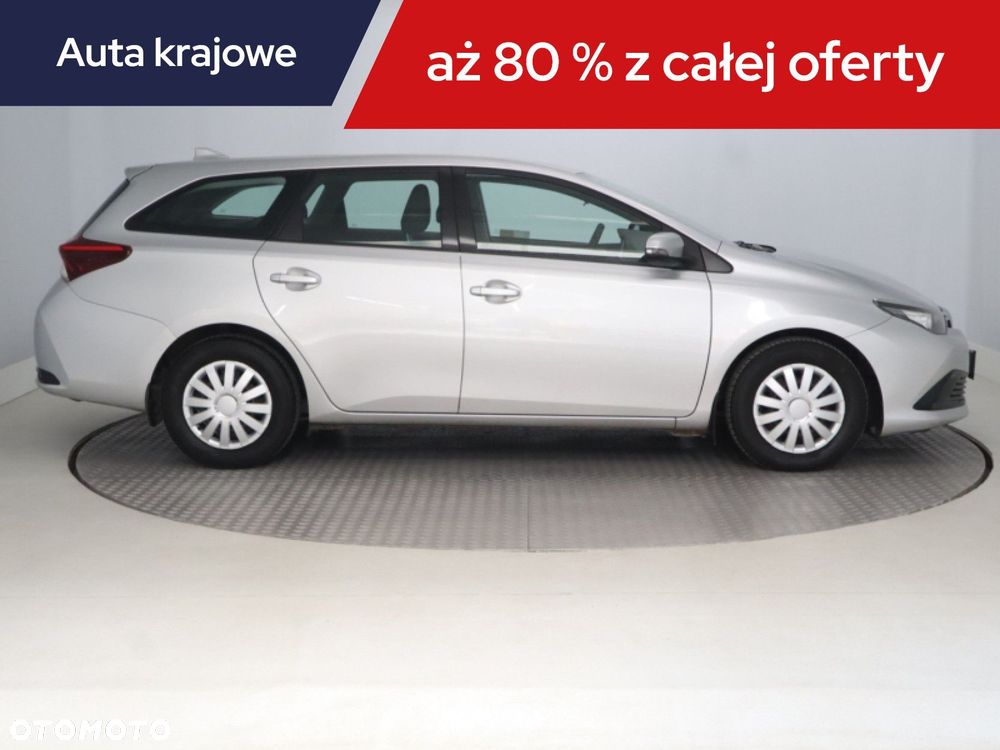 Toyota Auris - 8