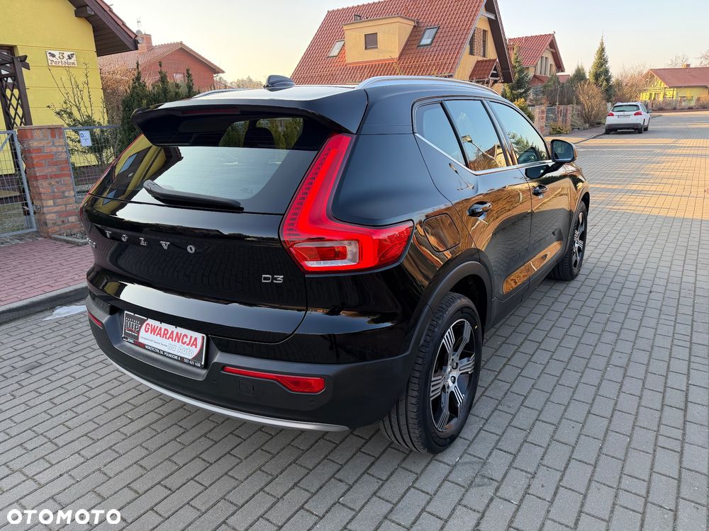 Volvo XC 40 D3 Momentum - 9