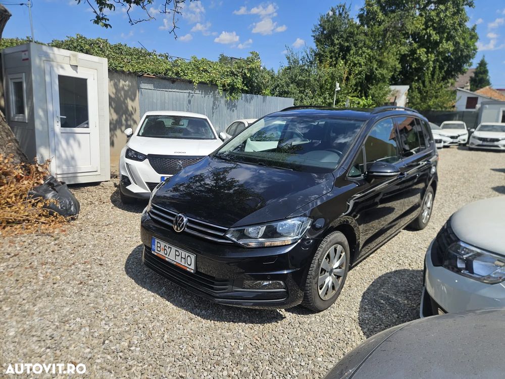 Volkswagen Touran 1.5 TSI DSG Comfortline - 4