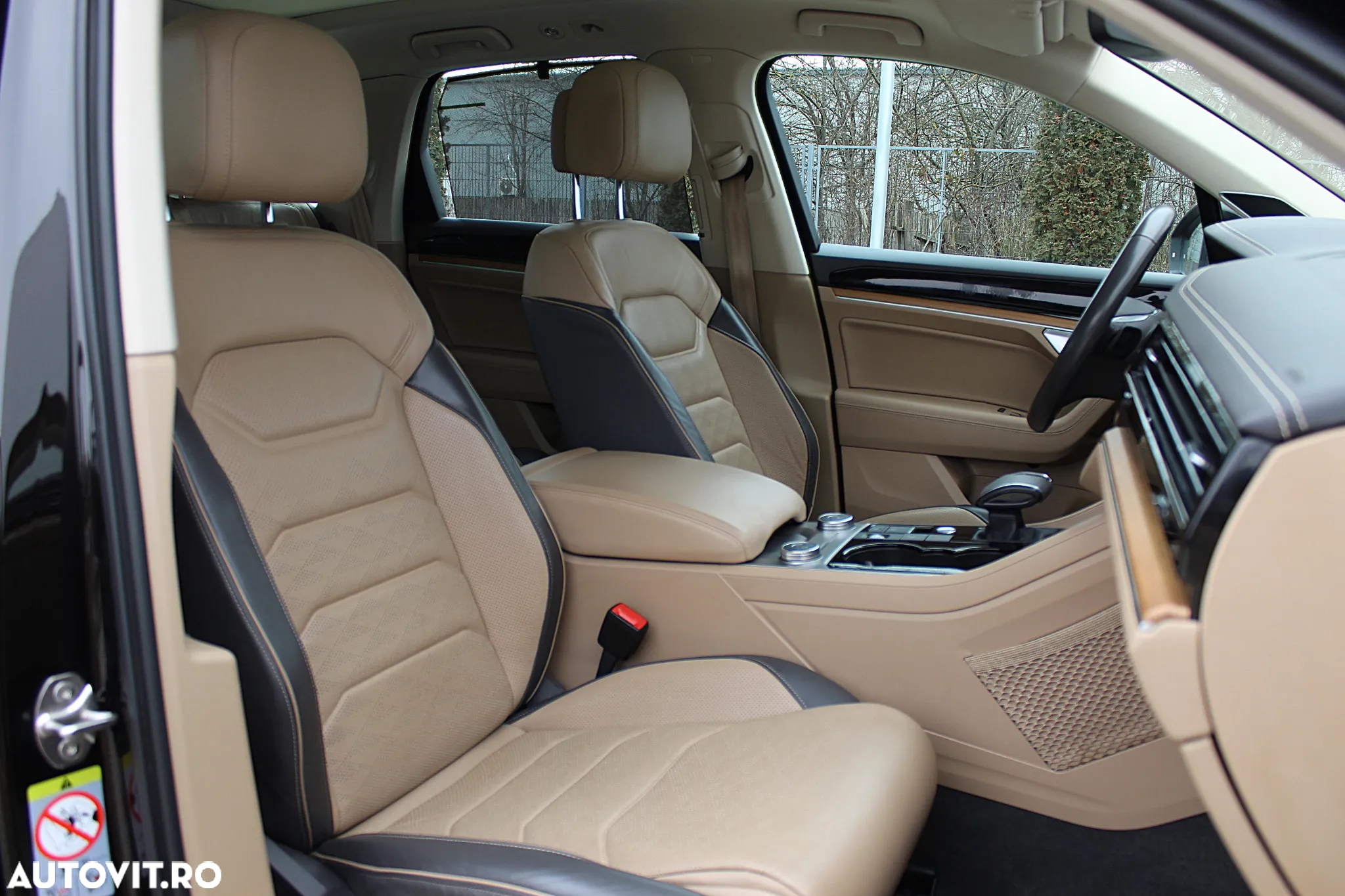 Volkswagen Touareg 3.0 V6 TDI 4Motion DPF Automatik R-Line - 11