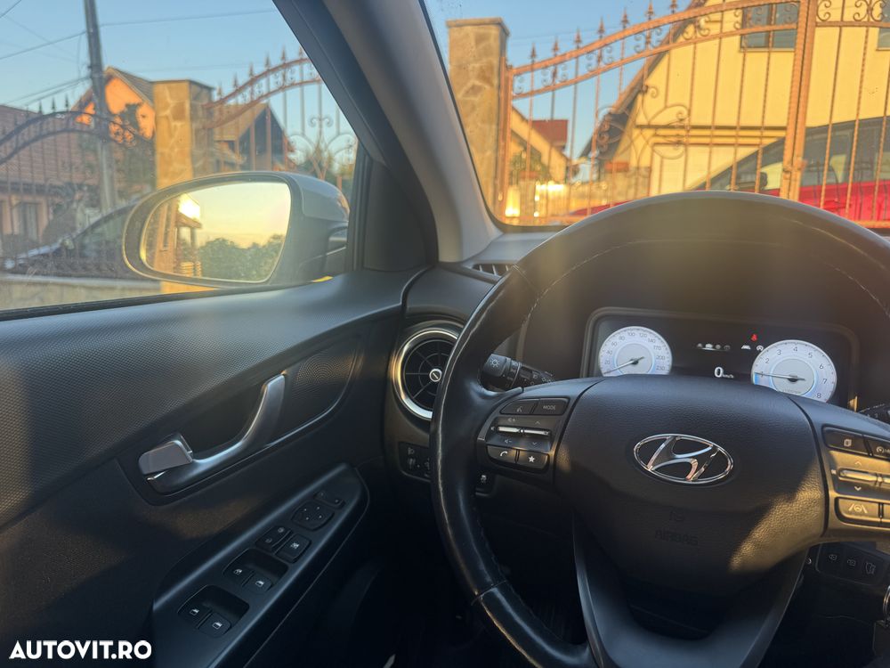 Hyundai KONA 1.0 T-GDI 120 CP 6MT 2WD Highway - 13
