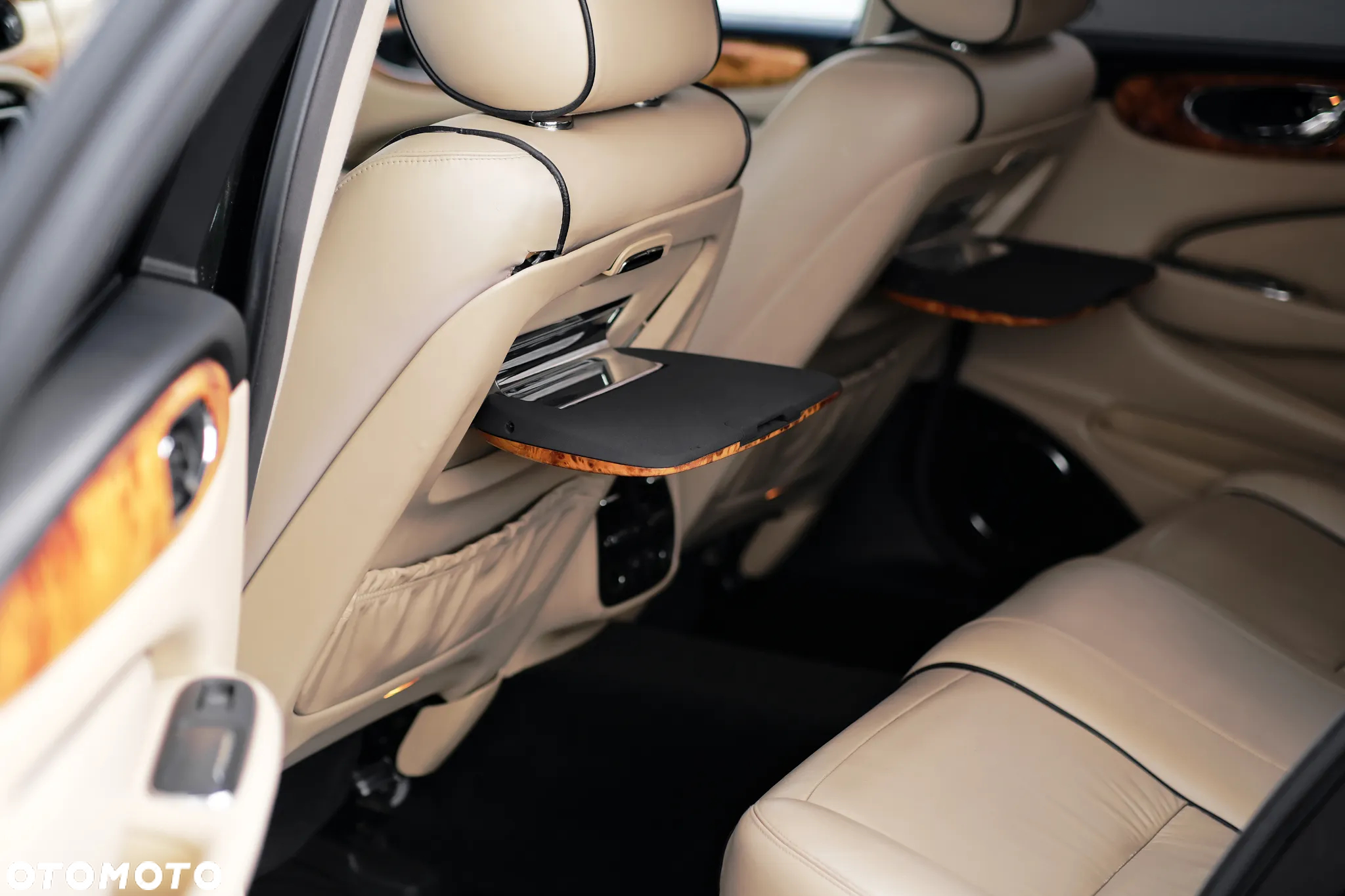 Jaguar XJ XJ8 4.2 LWB High - 28
