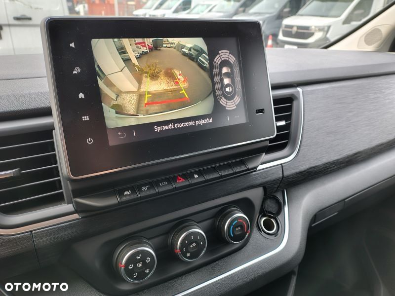 Renault Trafic - 15