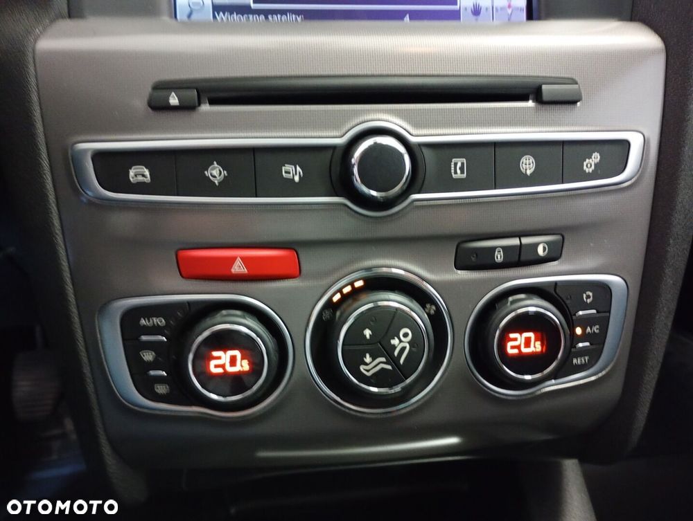 Citroën C4 1.2 PureTech Feel - 28