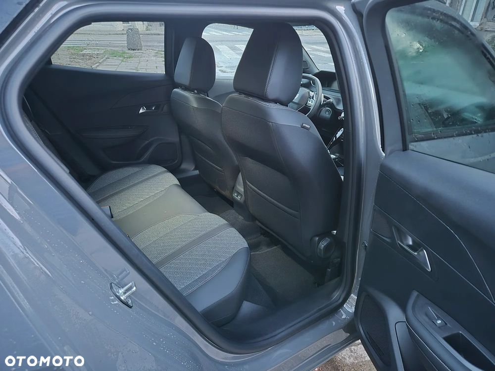 Peugeot 2008 PureTech 130 EAT8 Allure - 16