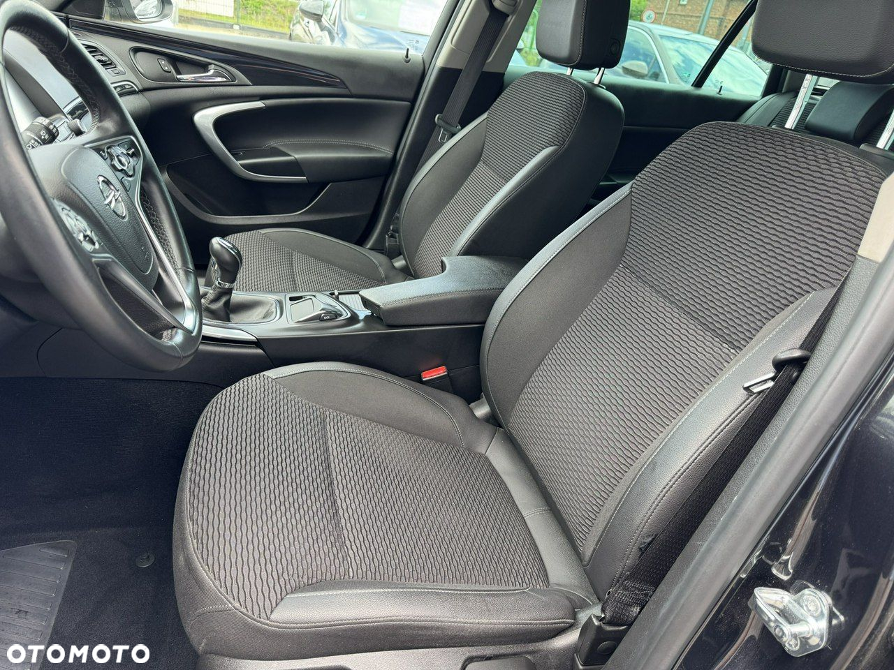 Opel Insignia - 19
