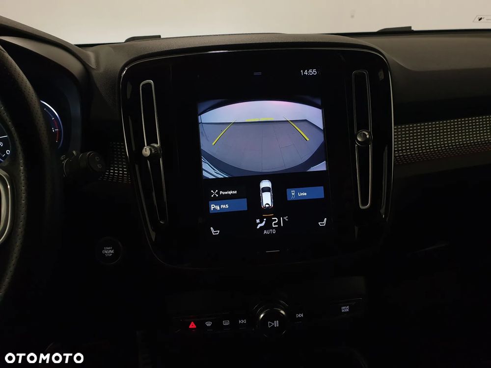 Volvo XC 40 D4 AWD R-Design - 25