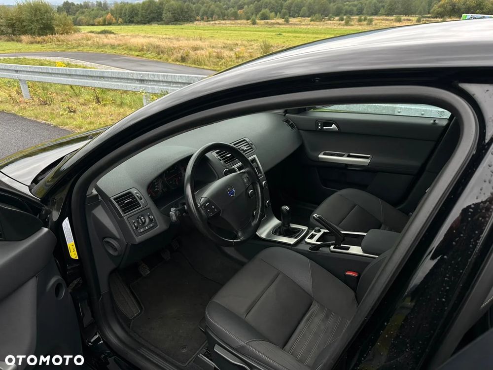 Volvo V50 1.6D - 22