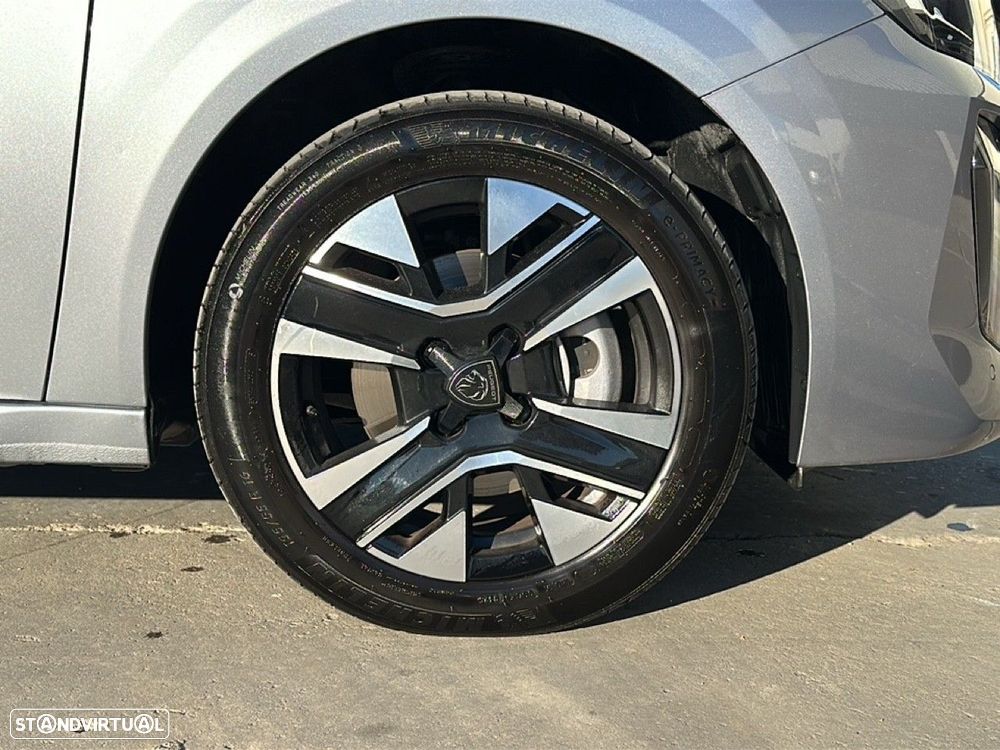 Peugeot 208 1.2 Hybrid Allure e-DCS6 - 7