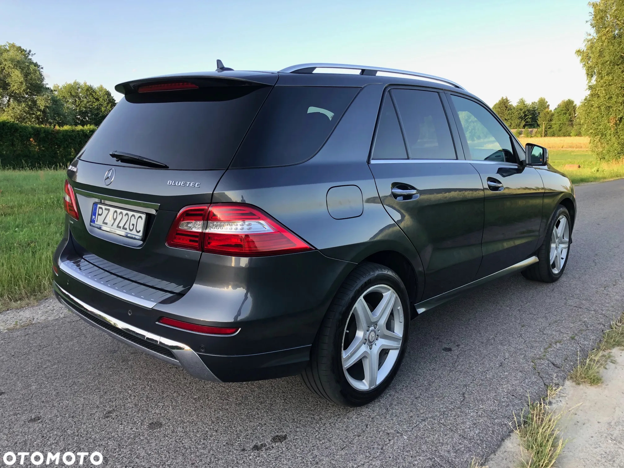 Mercedes-Benz ML 350 BlueTec 4-Matic - 4