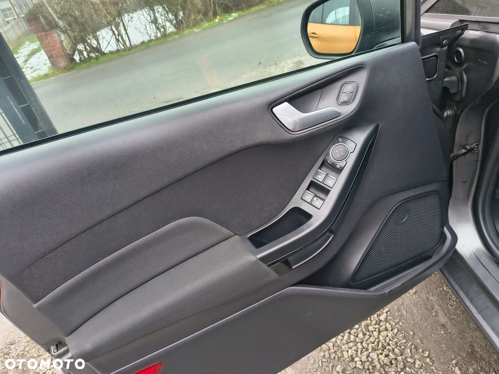 Ford Fiesta 1.1 S&S TITANIUM - 14