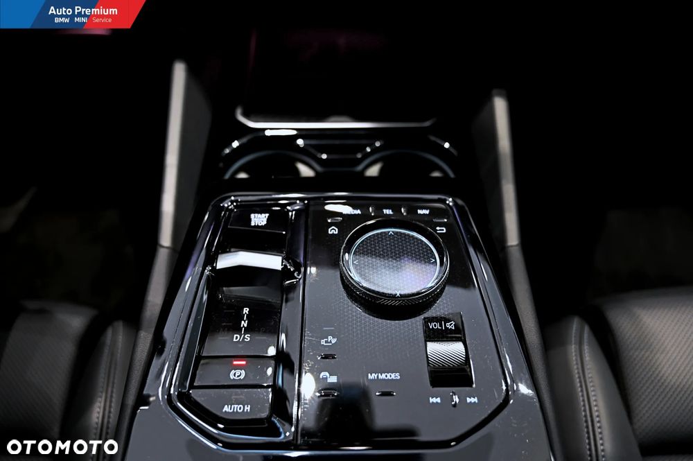 BMW Seria 5 520d xDrive - 15