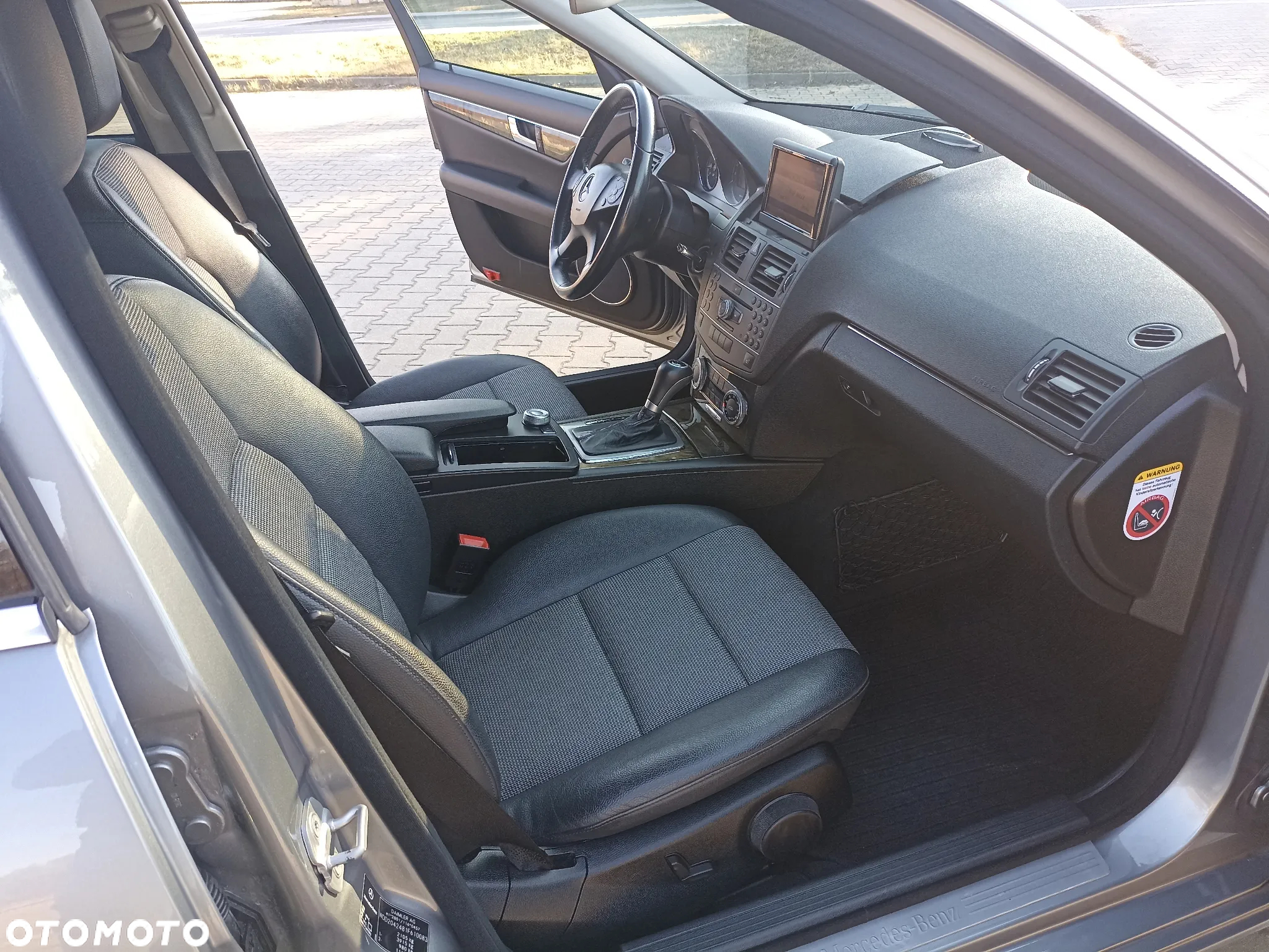 Mercedes-Benz Klasa C 200 T CGI Automatik BlueEFFICIENCY Avantgarde - 5