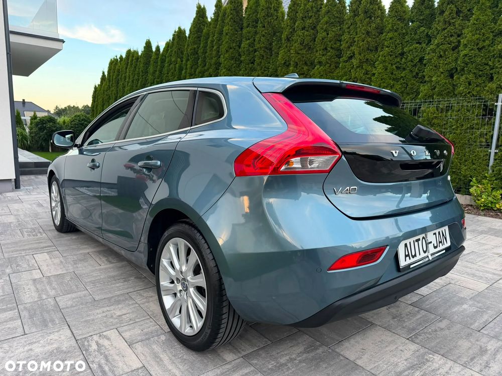 Volvo V40 D2 Summum - 39