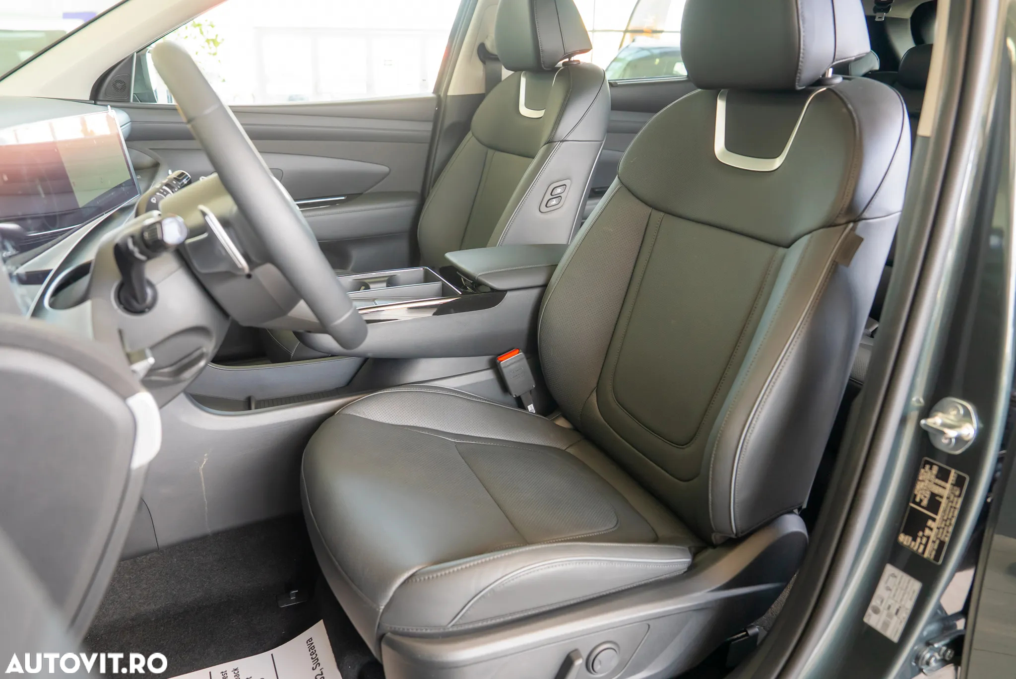 Hyundai Tucson 1.6 l MHEV 180 CP 4WD 7DCT Luxury - 16