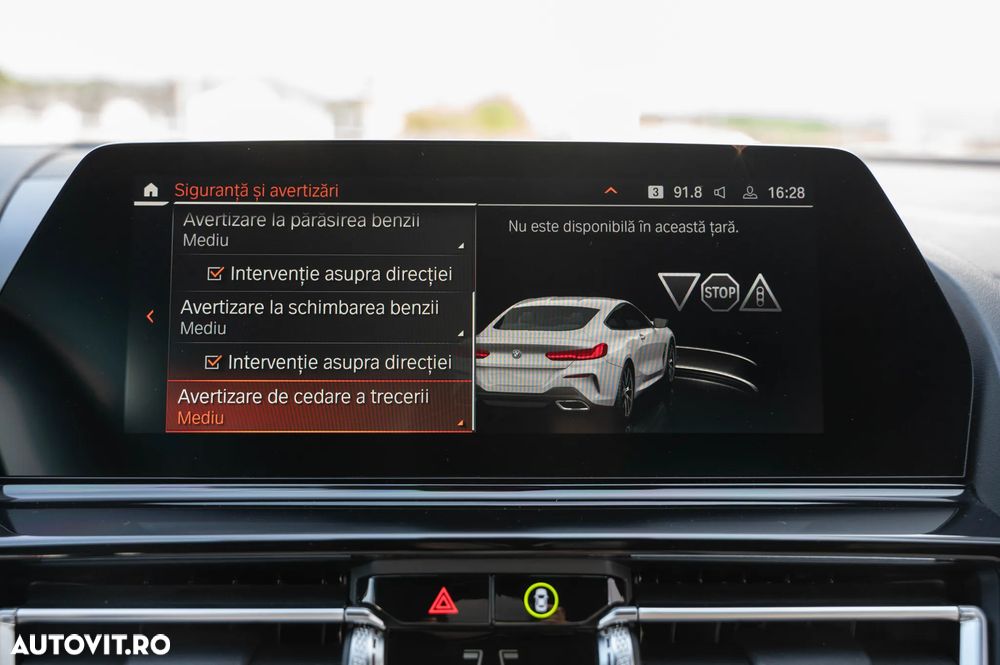 BMW Seria 8 840d xDrive - 32