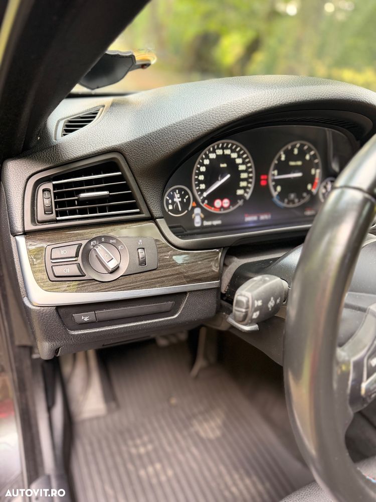 BMW Seria 5 520d Aut. - 16