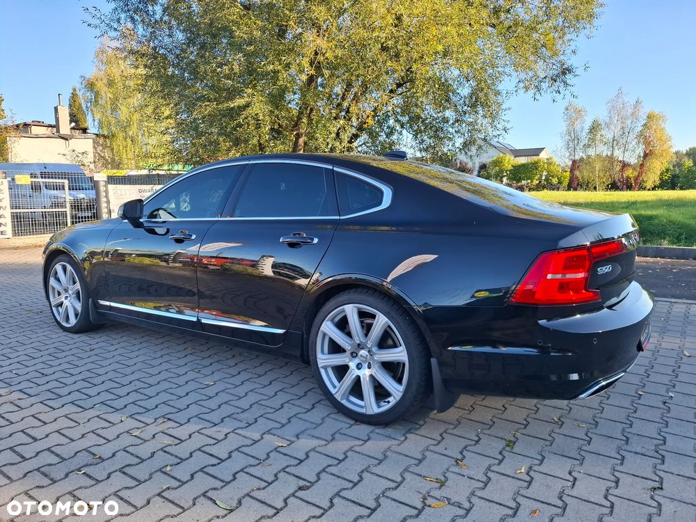 Volvo S90 - 16