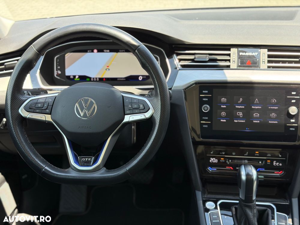 Volkswagen Passat - 7
