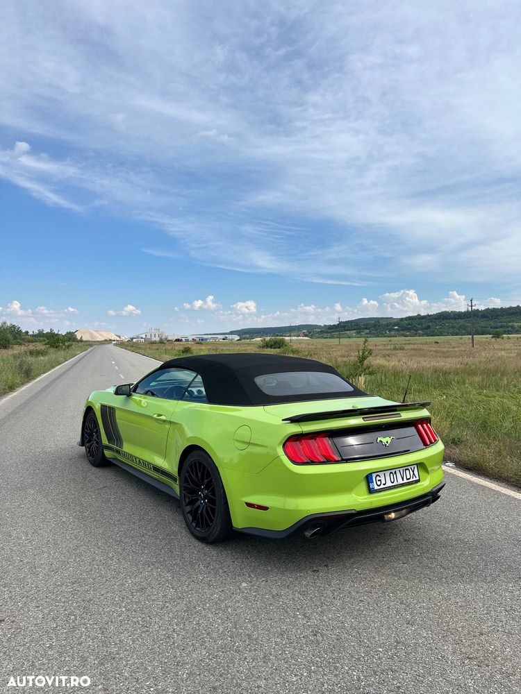 Ford Mustang 2.3 Eco Boost Aut. - 4
