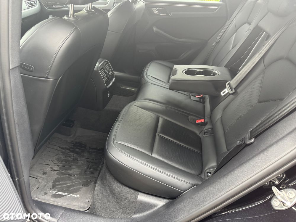 Porsche Macan Standard - 15