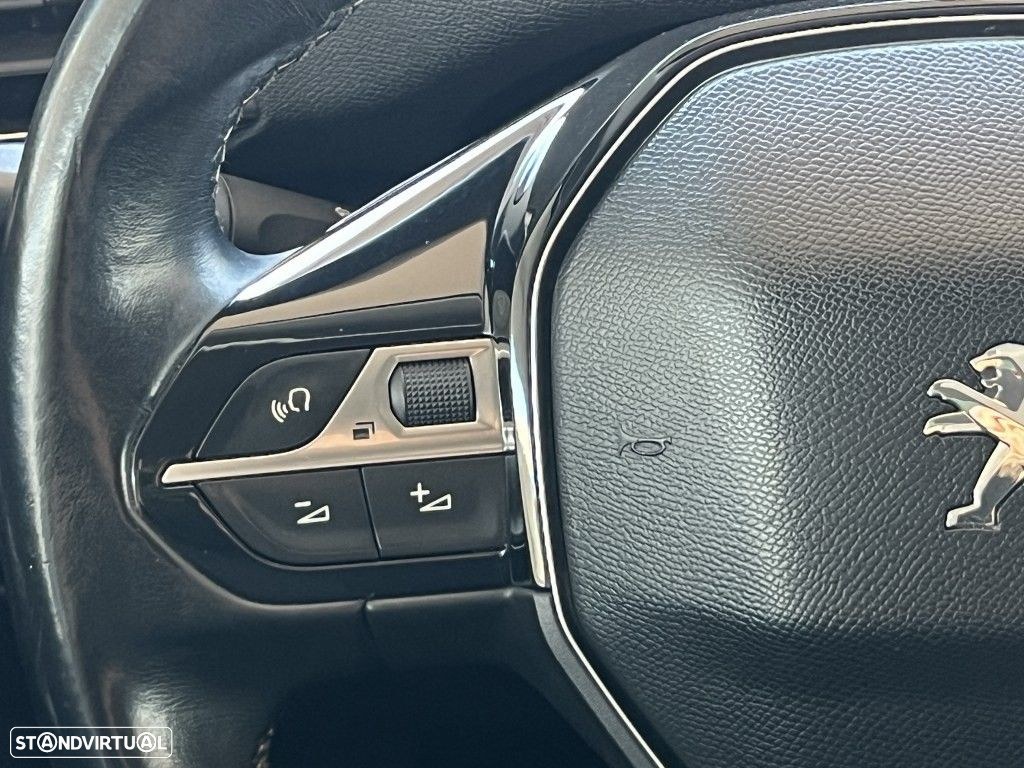 Peugeot 5008 1.6 HDi Allure J17 - 7