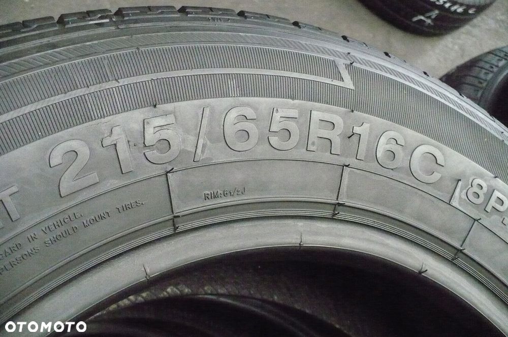 DURATURN Travia Van 215/65R16C 7,8mm 2019 - 2