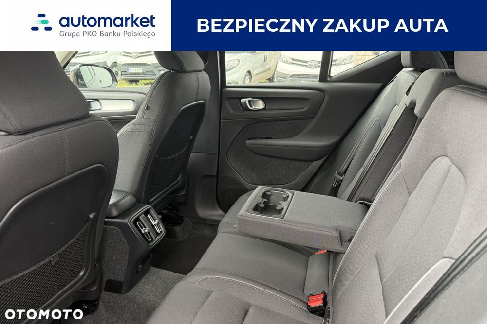 Volvo XC 40 T3 Momentum Pro - 8