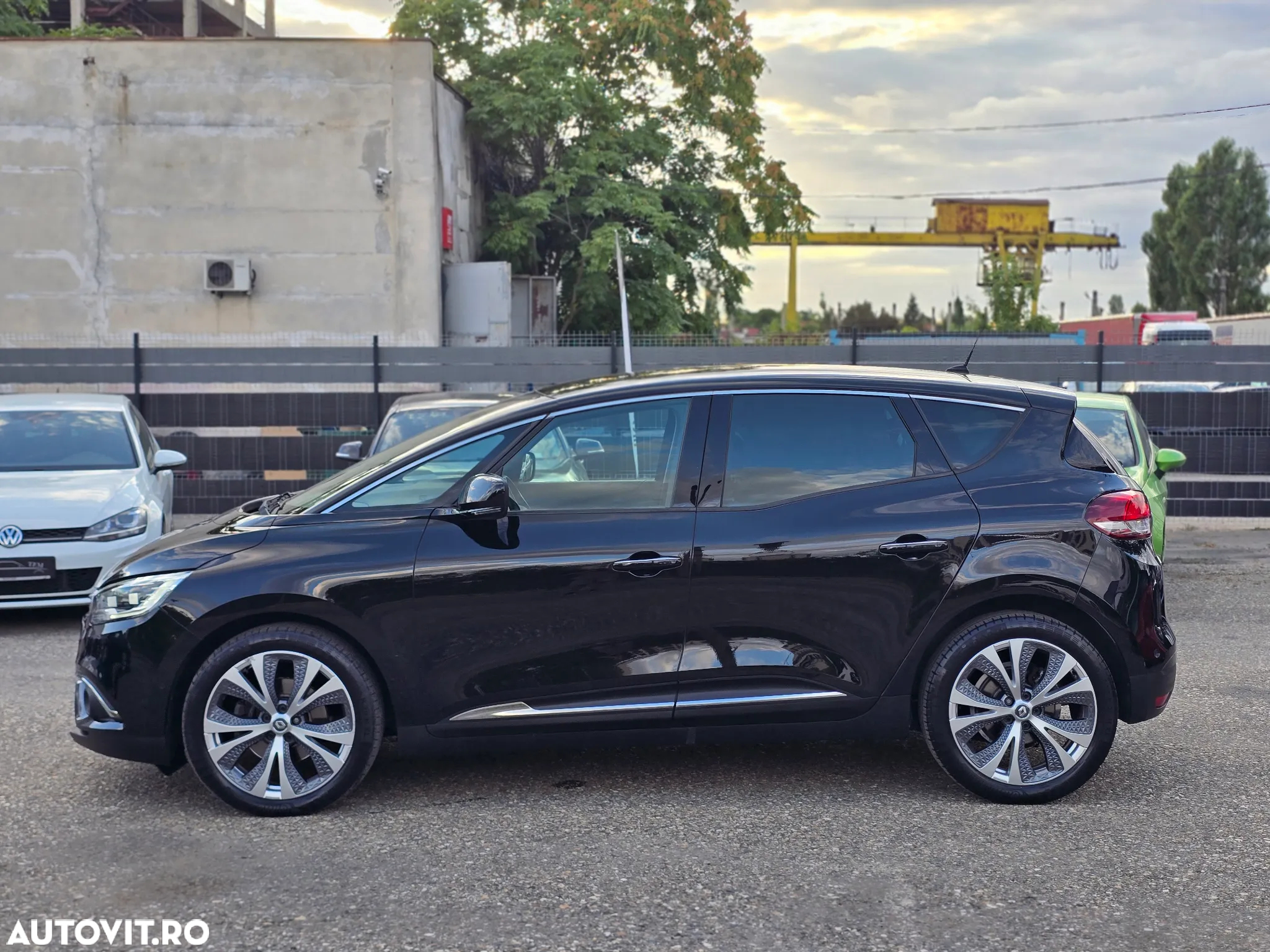 Renault Scenic ENERGY dCi 160 EDC INITIALE PARIS - 2