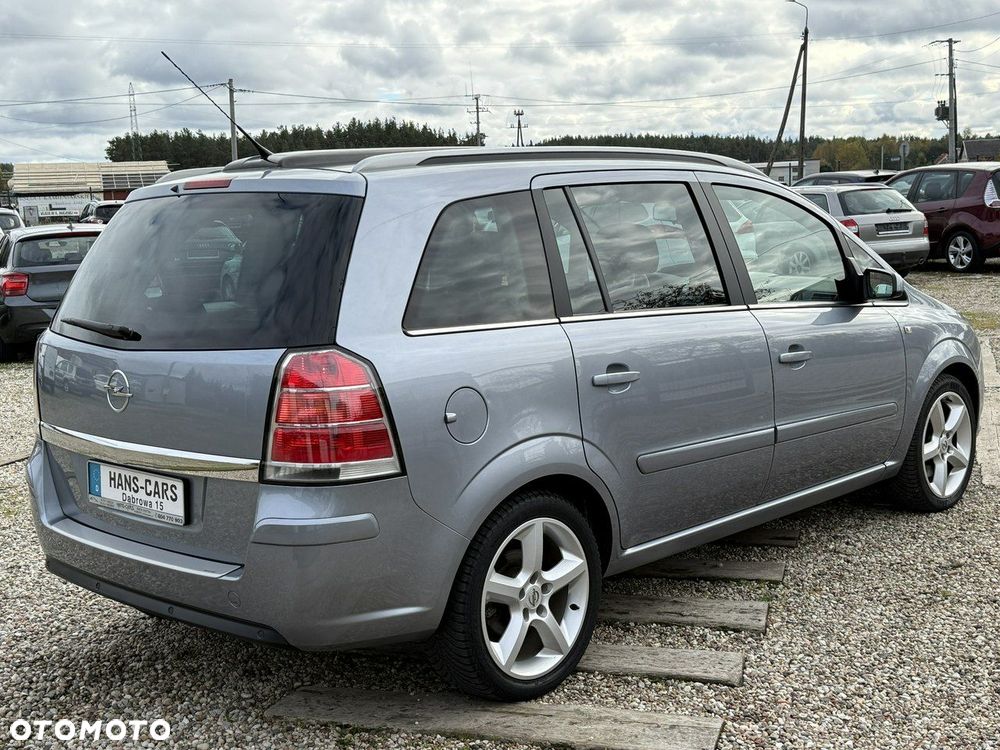 Opel Zafira - 3