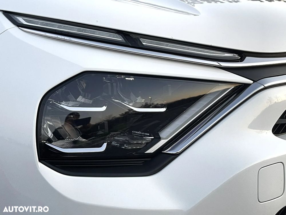 Citroën C4 PureTech 100 Stop&Start FEEL - 32