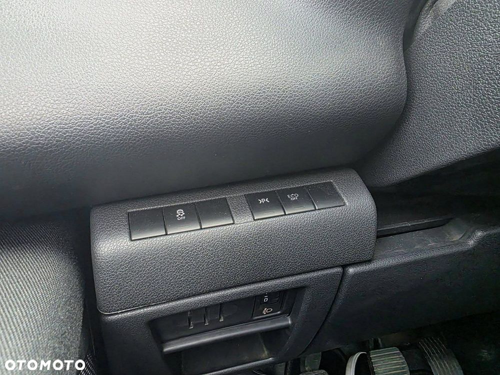 Peugeot 5008 HDI FAP 115 Family - 11