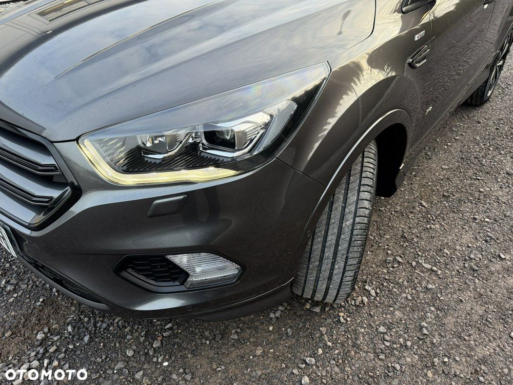 Ford Kuga - 27