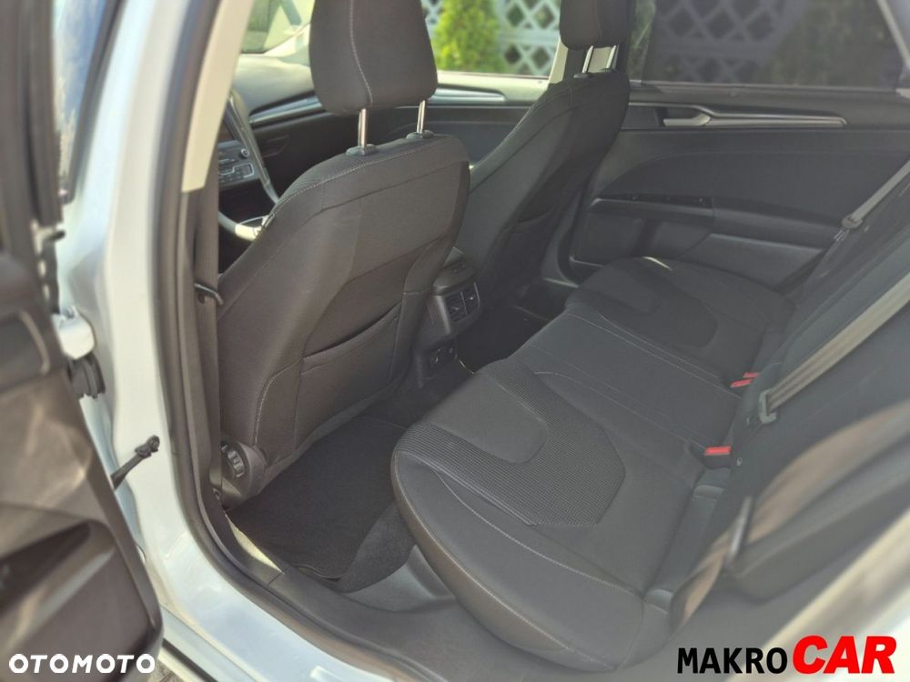 Ford Mondeo - 12