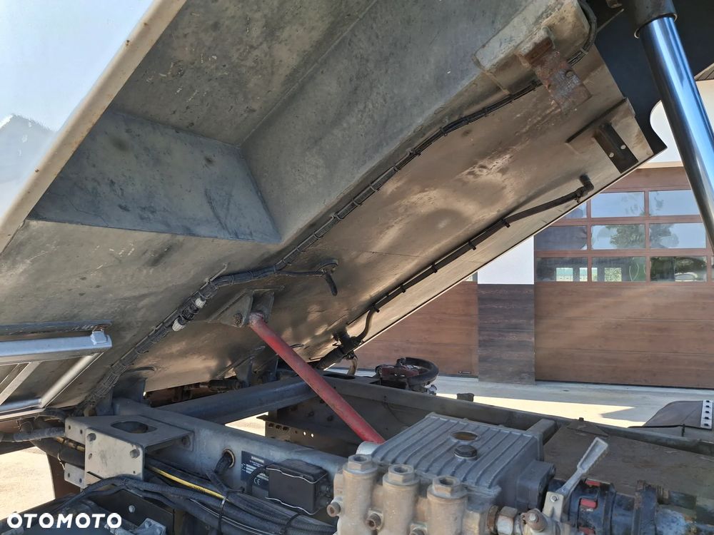 Renault Midlum 270 DXI Zamiatarka BUCHER Szczotki L/R Lewa I Prawa Strona 2 Silniki Karcher Listwa Ciśnieniowa Lanca Na Bębnie 2011r - 17