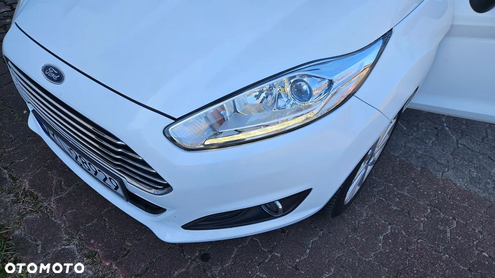 Ford Fiesta 1.0 EcoBoost Titanium - 12