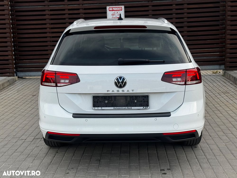 Volkswagen Passat 2.0 TDI DSG Comfortline - 9