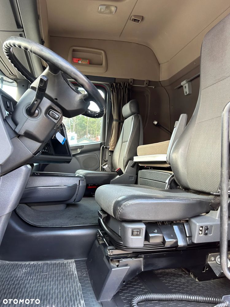 Scania R450 RETARDER / HYDRAULIKA / ALUFELGI / WAGA WSKAŹNIK OBCIĄŻENIA / NOWA SPRĘŻARKA / TURBINA PO WYMIANIE / BARDZO ŁADNY STAN 2015 ROK !! - 25