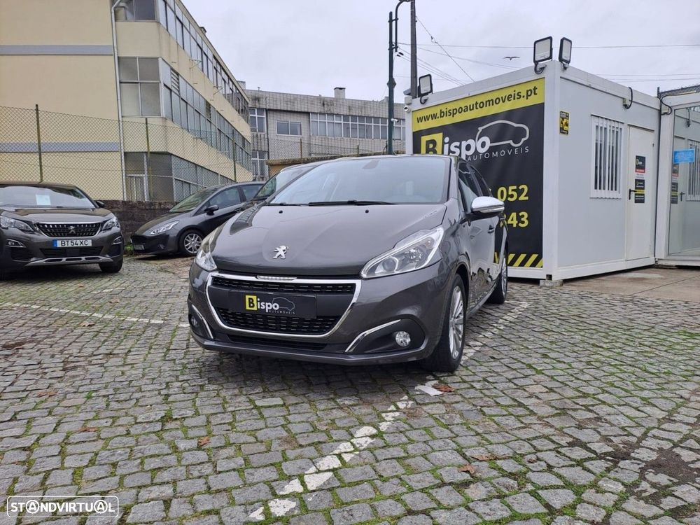 Peugeot 208 1.2 PureTech Signature - 3