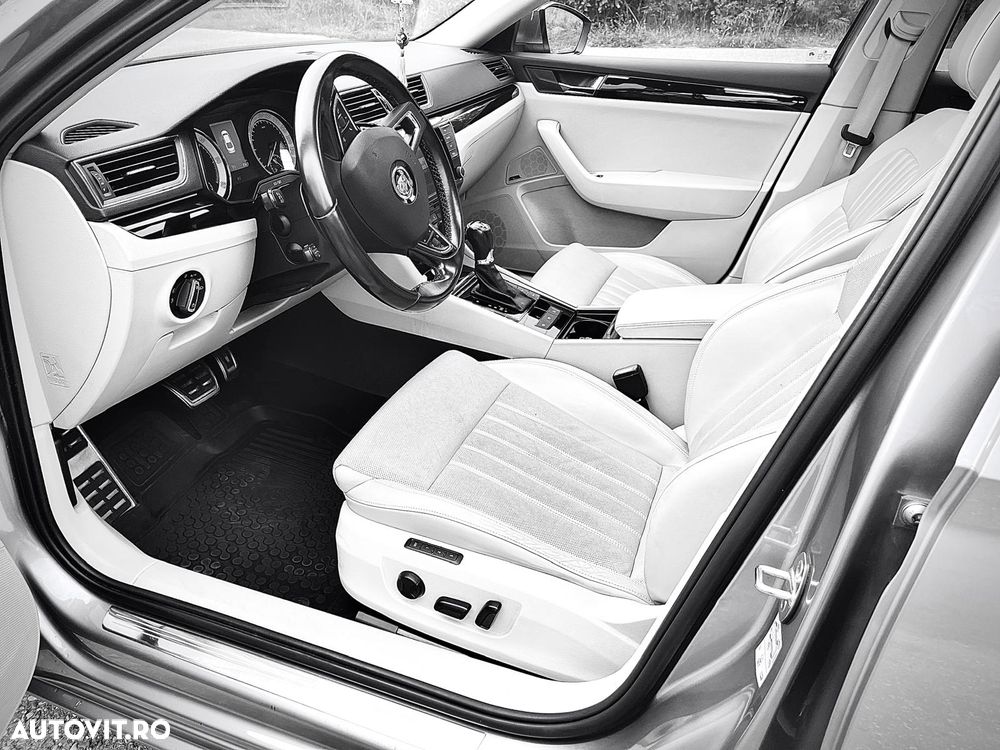 Skoda Superb 2.0 TDI 4X4 DSG L&K - 8